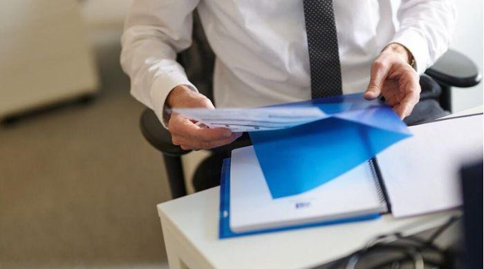 US jobless claims drop sharply below forecasts: Here’s why