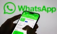 WhatsApp's new iOS shortcut fixes an annoying search step