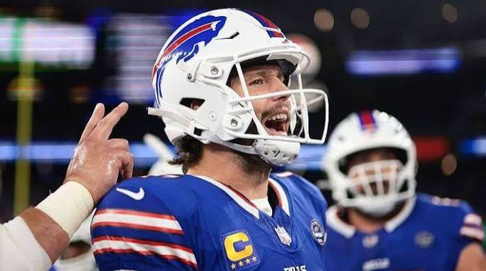 Josh Allen steals the spotlight at Bills’ new stadium opener