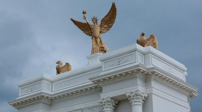 Trump says massive DC triumphal arch will house ammunition and rooftop sniper facilities