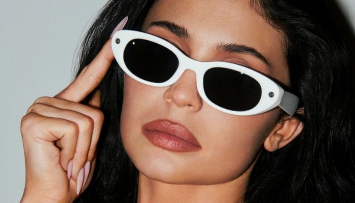 Metas new Ray-Ban glasses put privacy first by ditching cameras