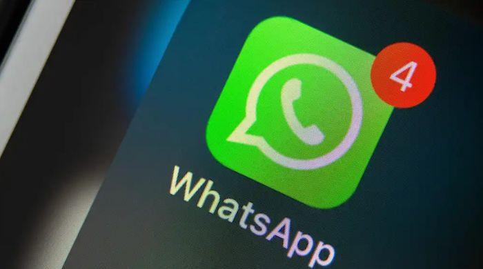 WhatsApp tests birthday dates in contact info screen
