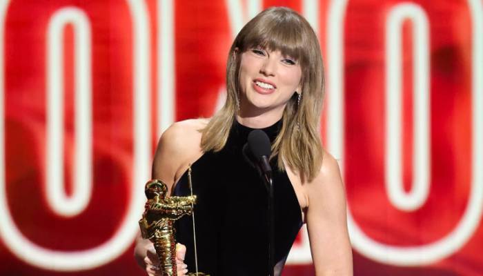 Taylor Swift breaks Beyonces MTV VMAs record for most awarded artist