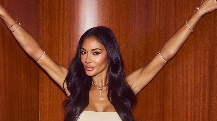 Nicole Scherzinger blisters her leg an hour before taking the stage in Germany