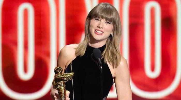 Taylor Swift breaks Beyonce's MTV VMAs record for most awarded artist