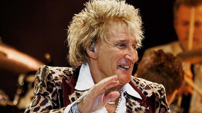Rod Stewart finally retiring after wife Penny begged him to quit