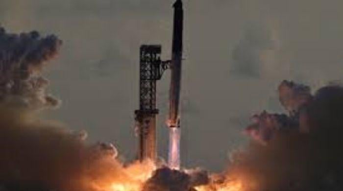 SpaceX’s Starship engine failure raises questions over NASA’s moon mission 