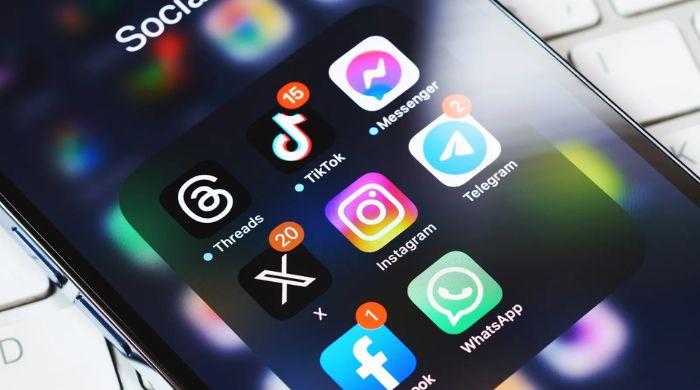 Australia admits no science consensus on teen social media ban