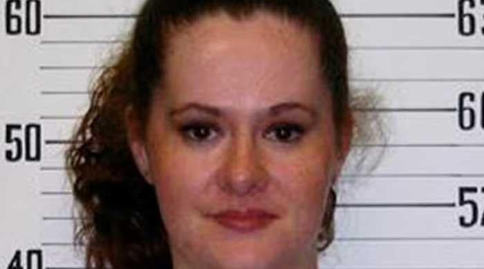 US court halts execution of woman on death row at eleventh-hour