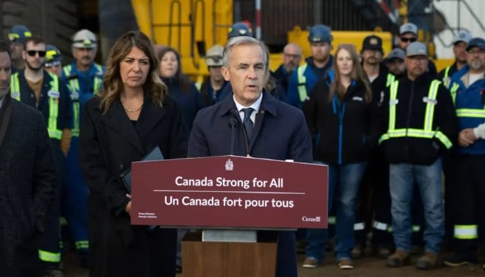 Canada fast-tracks new Alberta-to-B.C. Pacific Link oil pipeline