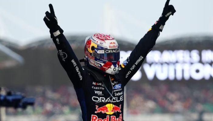 Max Verstappen claims first win of 2026 in chaotic, rain-hit Bahrain GP