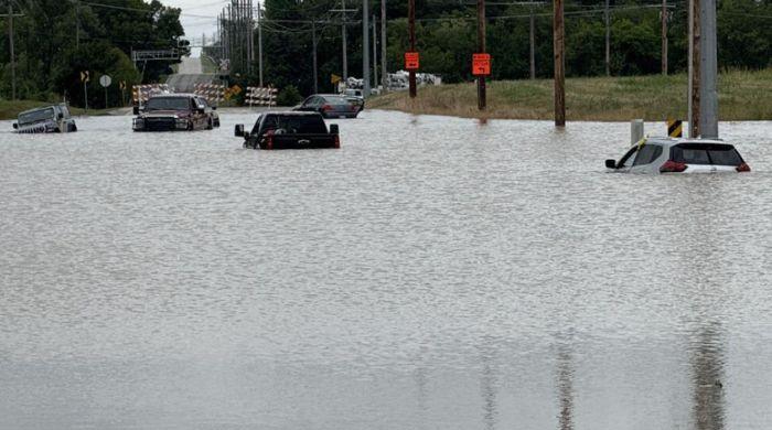 Heavy rains trigger dangerous flash flooding and road closures across Athens, Texas
