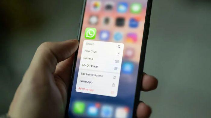 WhatsApp login block: Update your OS or lose access