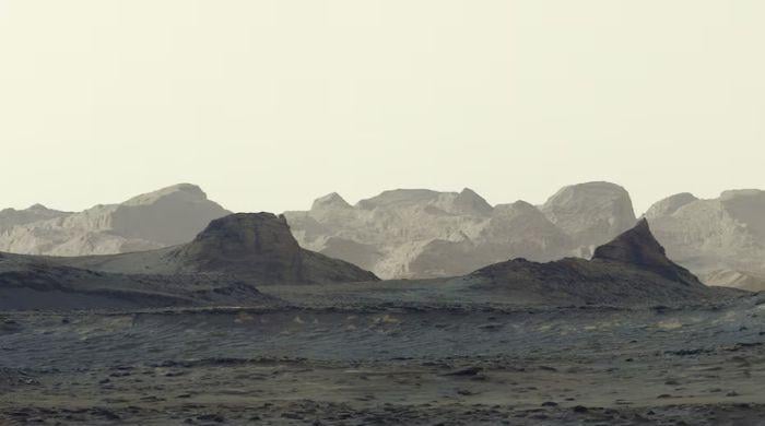 NASA Curiosity captures strange ‘wind-carved’ Mars landscape in dawn image 
