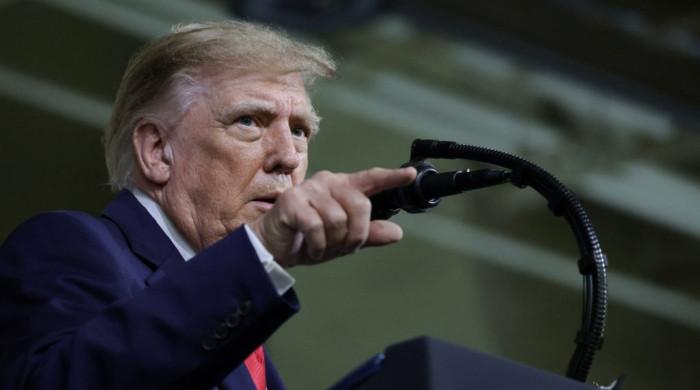 Trump threatens to fire his top advisers over reported work for pro-Russian government