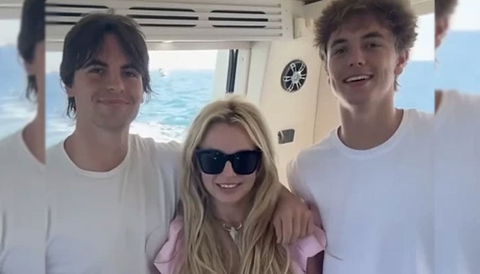 Britney Spears rare family outing with sons takes unexpected turn at Dollywood