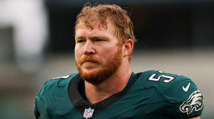 Baltimore Ravens acquire Cam Jurgens from Eagles for two draft picks