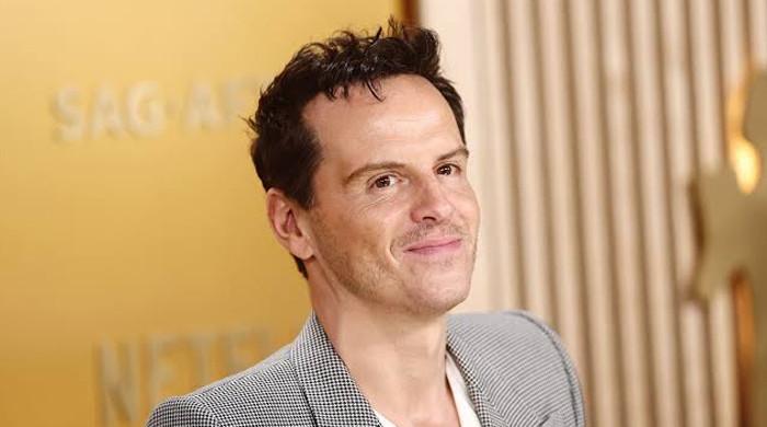 Andrew Scott stirs Oscar buzz with ‘Elsinore’ premiere 