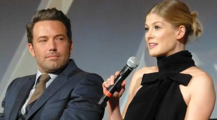 Ben Affleck does a Rosamund Pike impression looking back on 'Gone Girl'