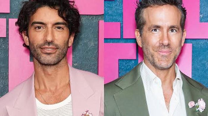 Newly unsealed texts show Ryan Reynolds and Colleen Hoover discussing Justin Baldoni