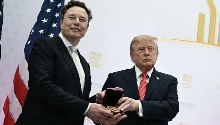 Elon Musk joins Trump in calling for new Ukrainian leadership