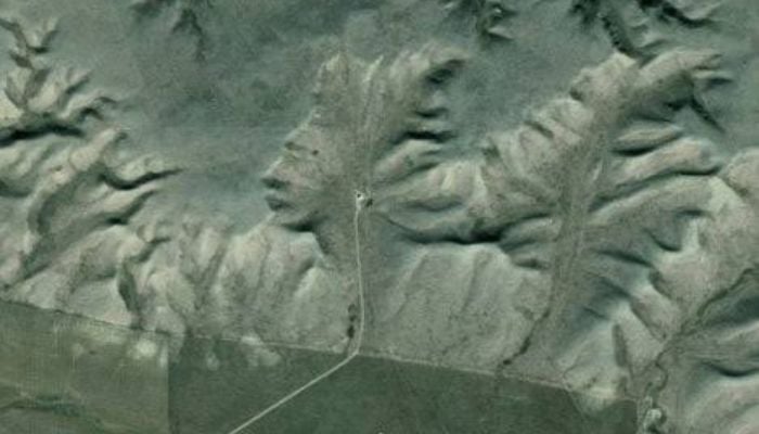 5 bizarre things people discovered while exploring Google Earth