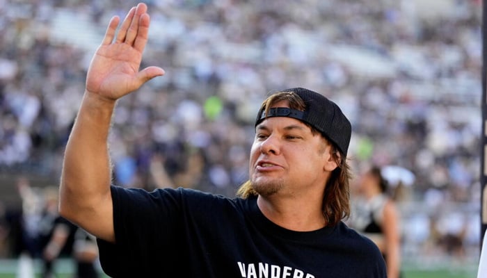 Theo Von makes Netflix stand-up comeback after previous special was scrapped
