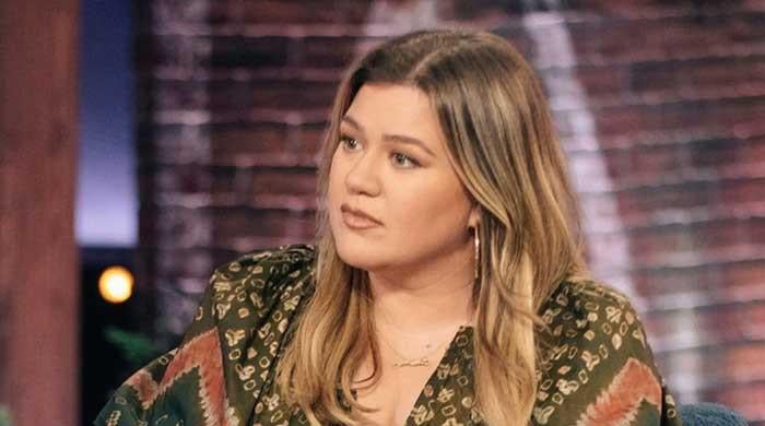 Kelly Clarkson responds to Brooklyn store's apology: 'You're a liar'