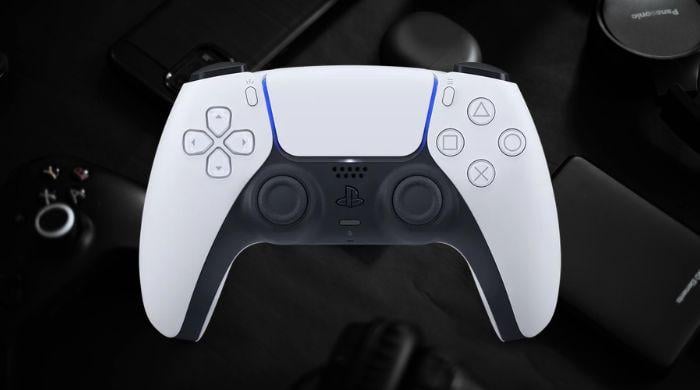 Sony's new controller patent replaces buttons with touchscreen