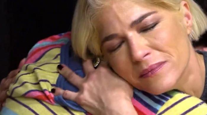 Selma Blair arrested after 'assault' on two flight attendants