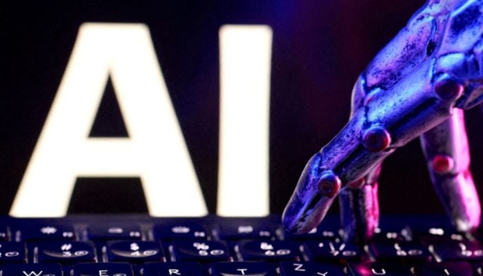 Anthropic warns small AI models may soon self-replicate across connected devices