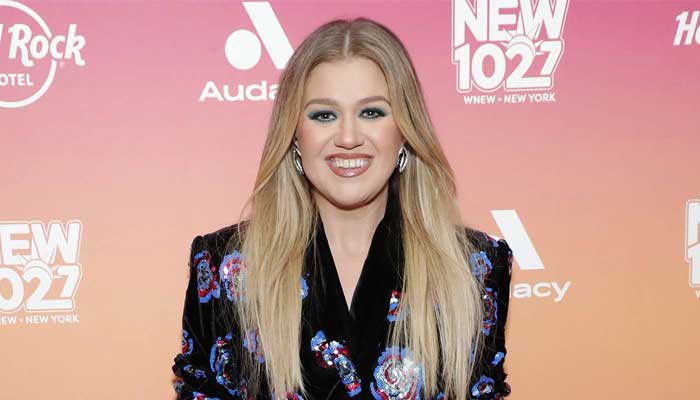 Kelly Clarkson is disturbed over being judged at Brooklyn Store
