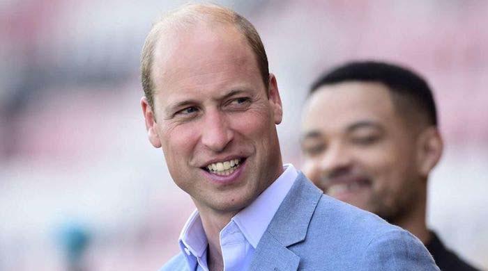 Prince William stuns famous cricketers with his skills