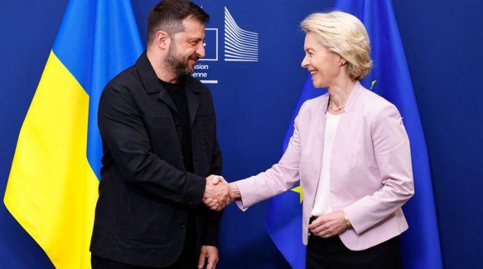 Ukraine takes major step toward EU membership after Hungary drops objections