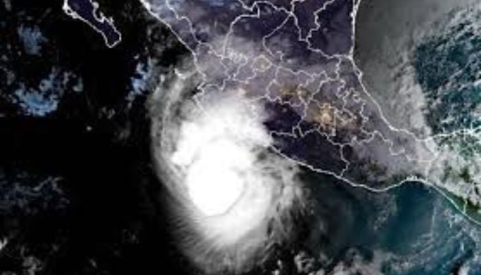 Hurricane Trudy nears Mexico’s Pacific Coast, threatening heavy rain