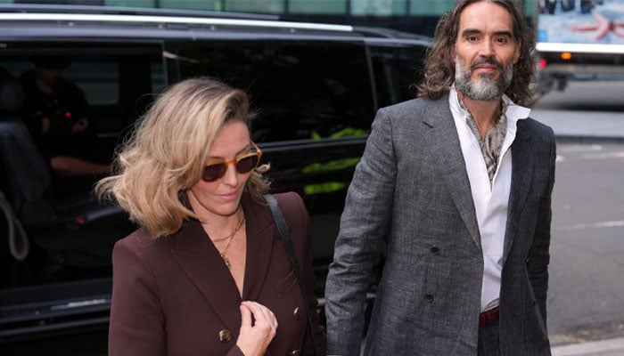 Russell Brands wife breaks silence on her court appearance