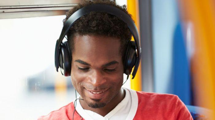 Playing loud music in public transport in UK can lead to £100 fines under new crackdown