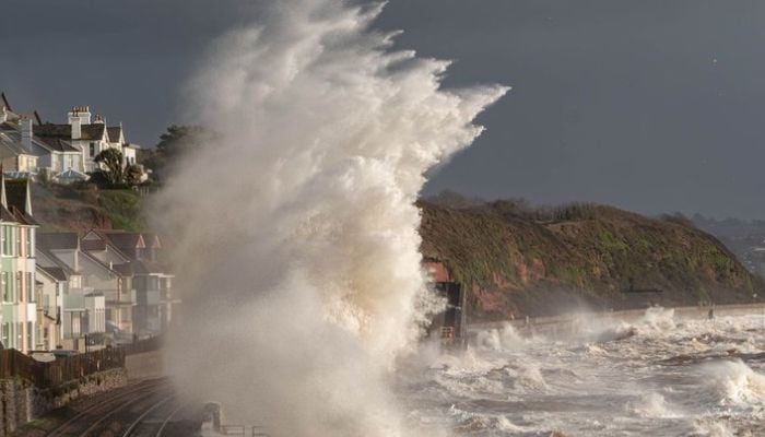 Storm Austen: When will heavy rain and strong winds hit the UK?