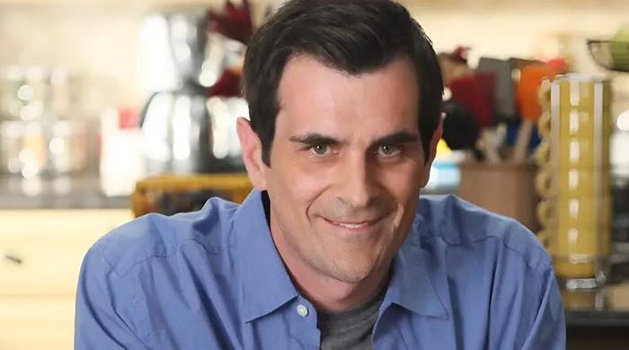 ‘Modern Family’ star Ty Burrell eyes ‘Coach’ reboot