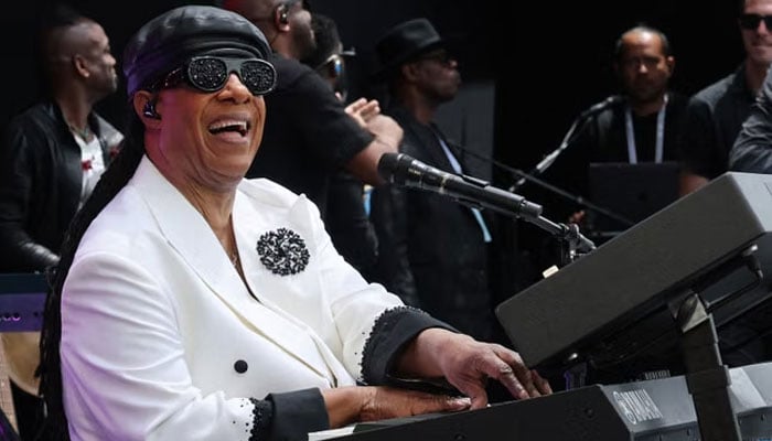 Stevie Wonder asks court to remove tenant, former fiancee